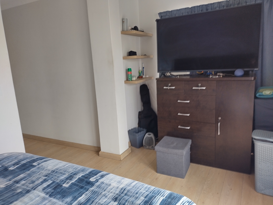 3 Bedroom Property for Sale in Parklands North Western Cape